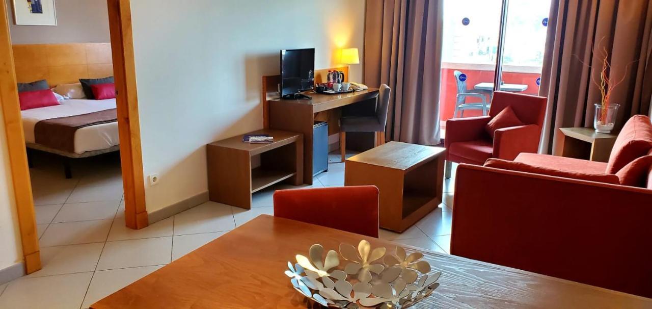 Ohtels Campo De Gibraltar Hotel La Línea de la Concepción Eksteriør billede