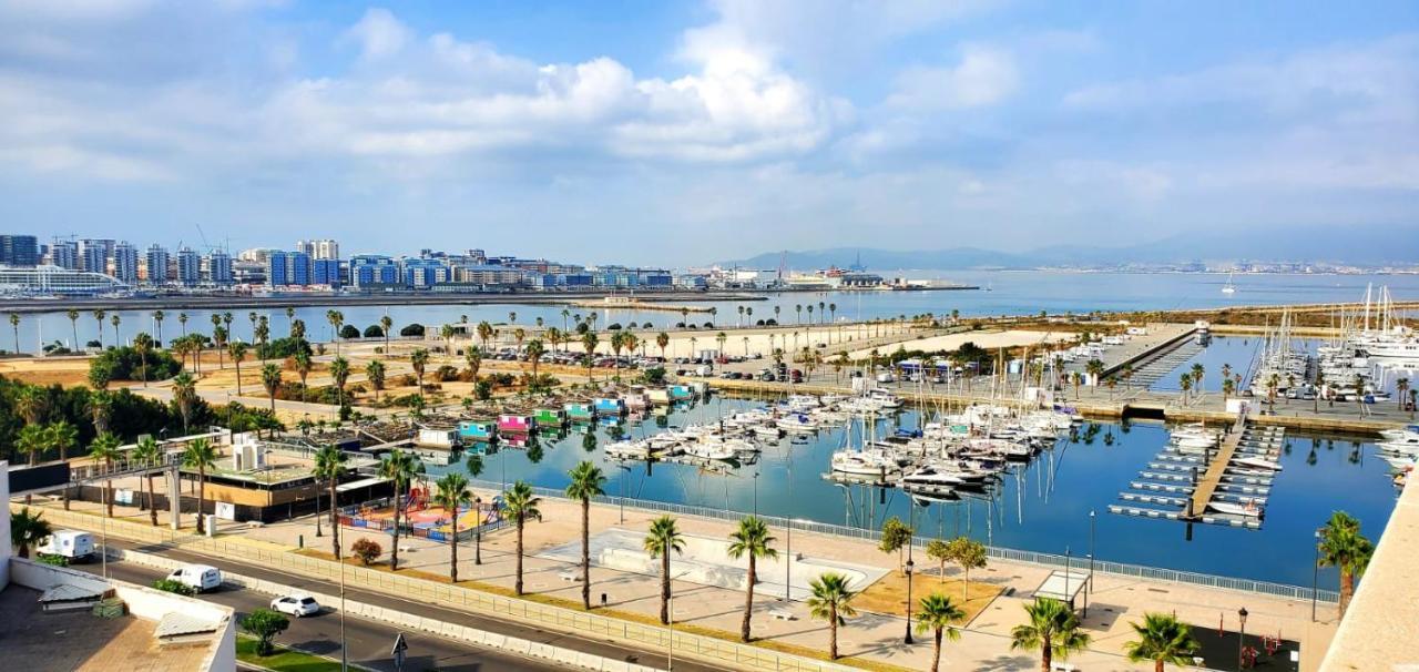 Ohtels Campo De Gibraltar Hotel La Línea de la Concepción Eksteriør billede