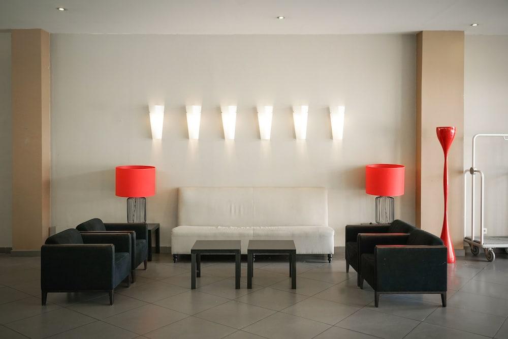 Ohtels Campo De Gibraltar Hotel La Línea de la Concepción Eksteriør billede