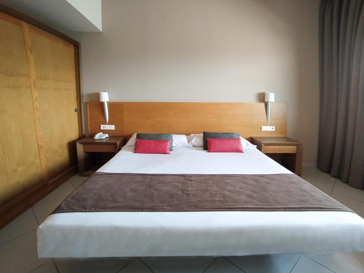 Ohtels Campo De Gibraltar Hotel La Línea de la Concepción Eksteriør billede