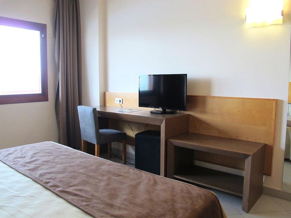 Ohtels Campo De Gibraltar Hotel La Línea de la Concepción Eksteriør billede